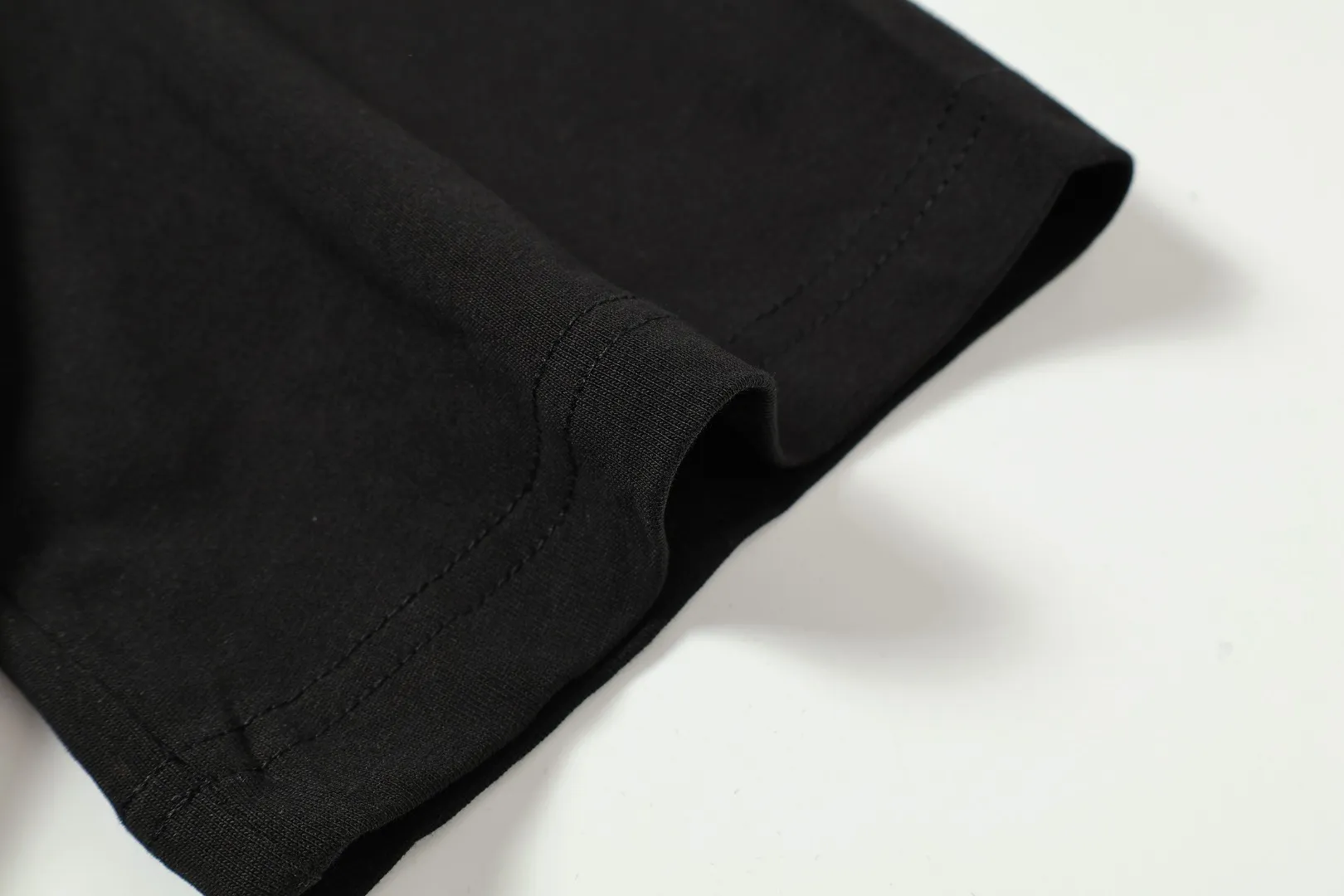 E 8107# Black ｜ MIXED EMOTION In Stock T （fabric):32 Sizes（size）：S-M L X L ： （ A ） （colour）： Black 👉